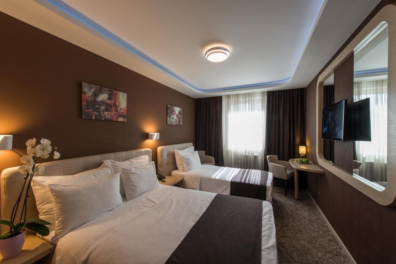 Garni Hotel Aveny Čačak Eksteriør billede
