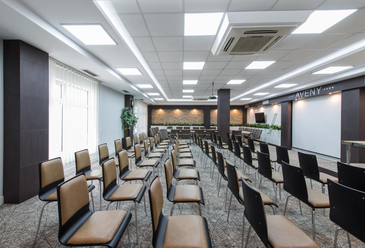 Garni Hotel Aveny Čačak Eksteriør billede